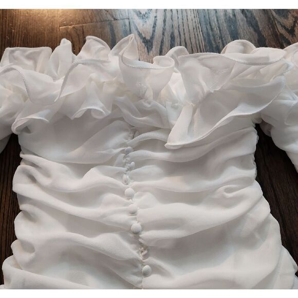 Elegant White  Mini Dress Size S NWOT - Picture 3 of 7